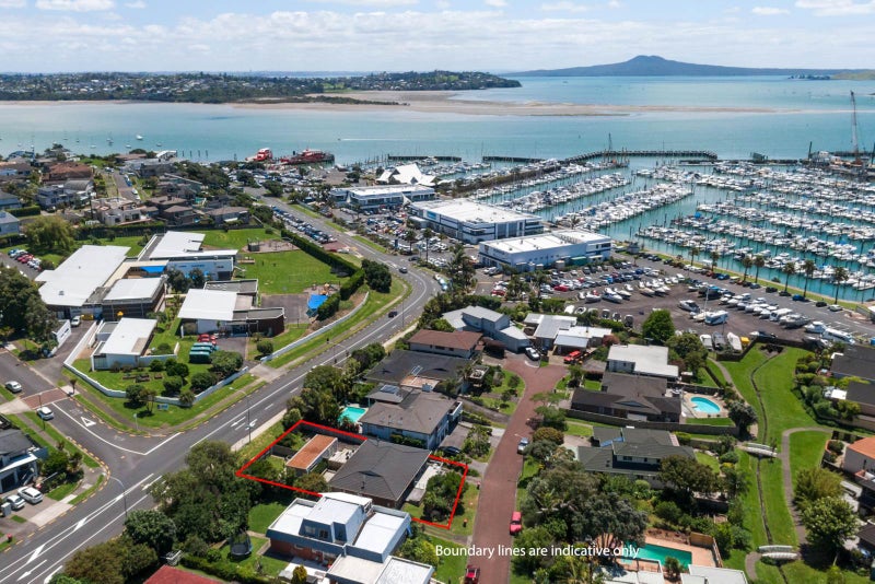 2/6 Poseidon Place, Half Moon Bay, Auckland - Carousel 2