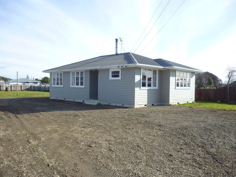 64 Avenue Road, Foxton, Foxton - Carousel 1