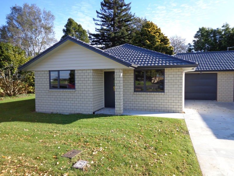 2/206 Te Kowhai Road, Burbush, Hamilton - Carousel 1