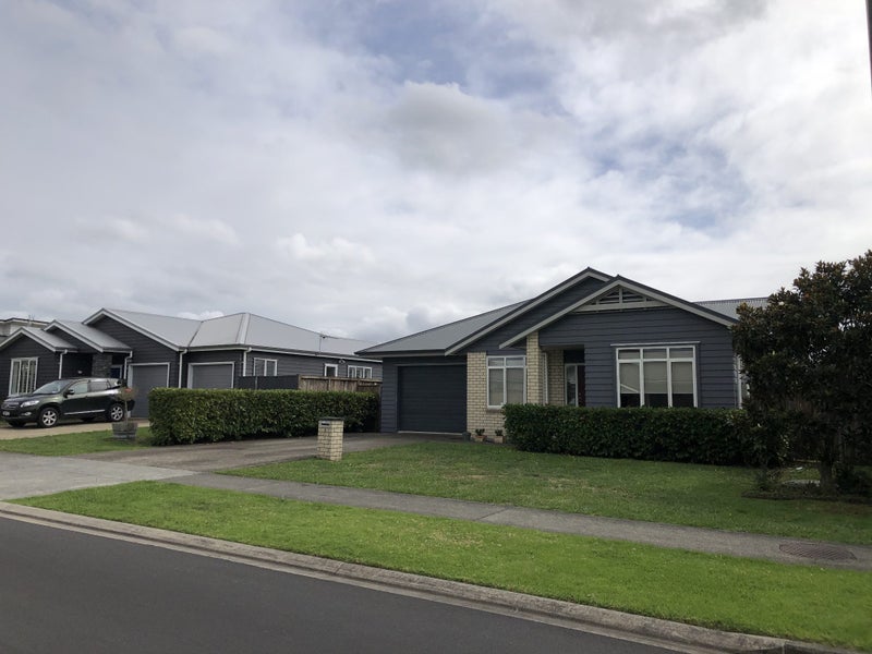 14 Ara Kakara Avenue, Huapai, Kumeu - Carousel 2