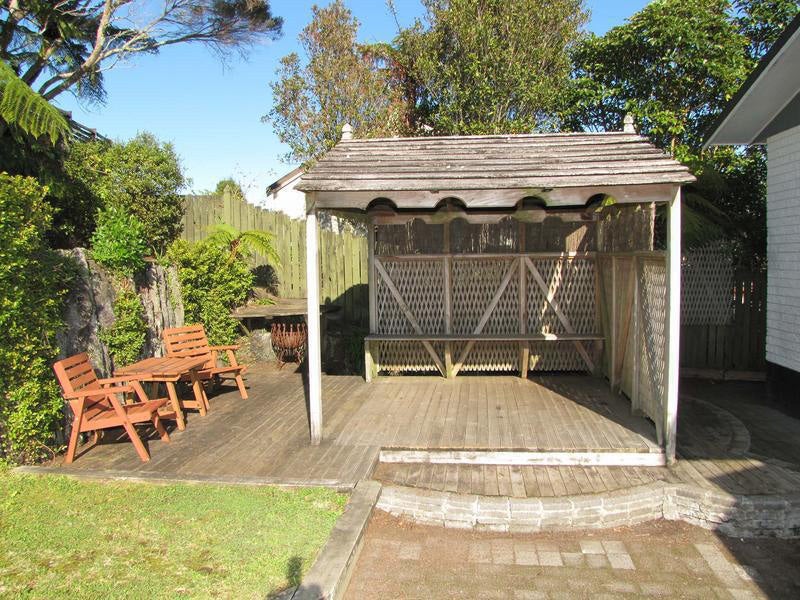 98 Heta Road, Highlands Park, New Plymouth - Carousel 10
