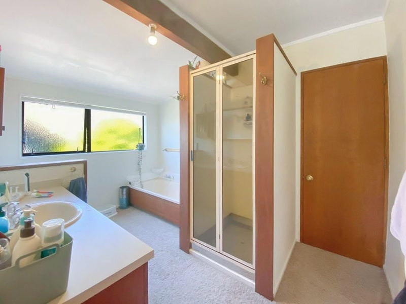 6 MOERANGI STREET, West End, Palmerston North - Carousel 14