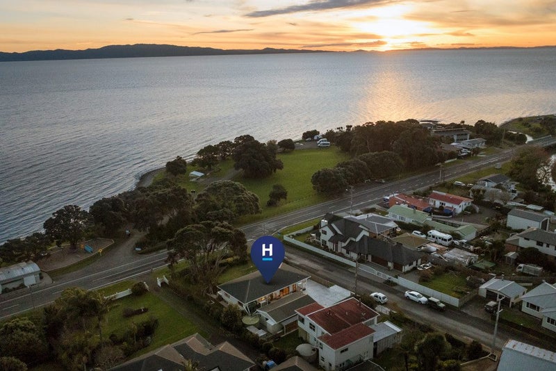 2 Valder Place, Waiomu - Carousel 2