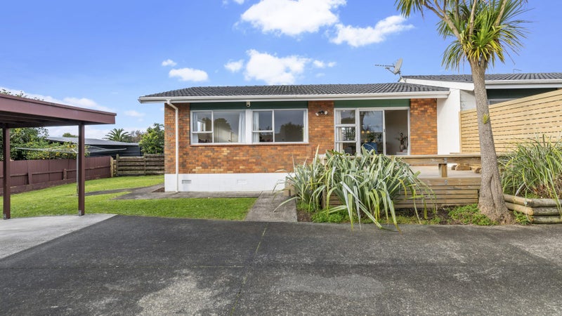 1/11 Sunnypark Avenue, Rosehill, Papakura - Carousel 1