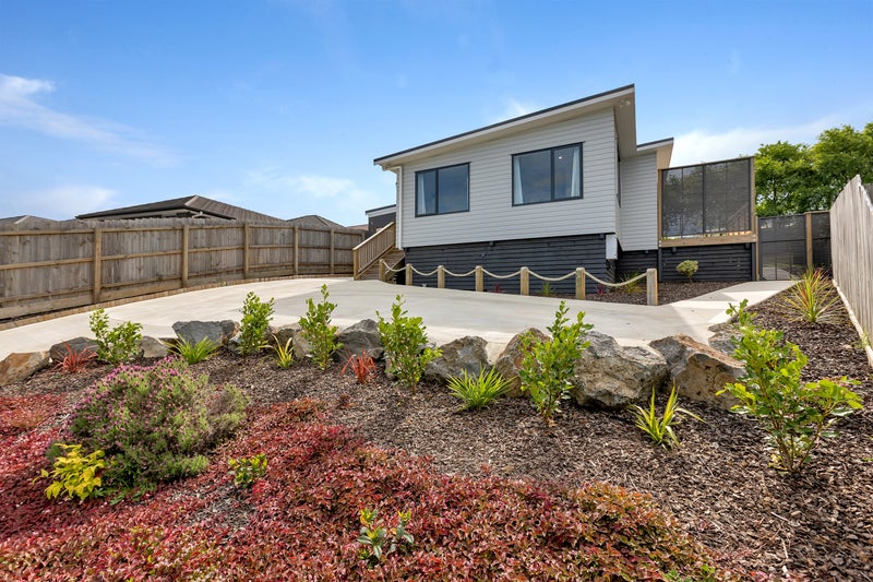 53 Pebble Beach Boulevard, Kamo, Whangarei - Carousel 1