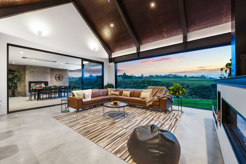 104 Stoneridge Terrace, Manurewa - Carousel 2