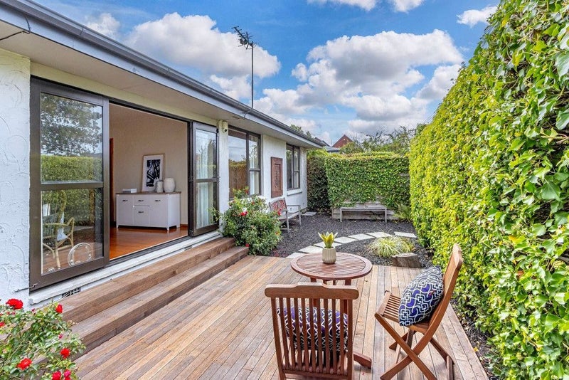 1/9 Geraldine Street, Edgeware, Christchurch - Carousel 13