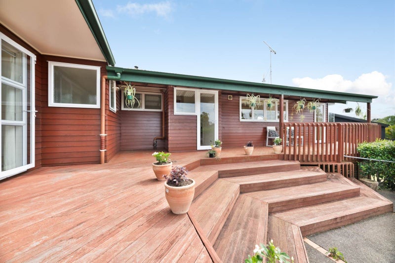 14 Linley Place, Hillcrest, Auckland - Carousel 2