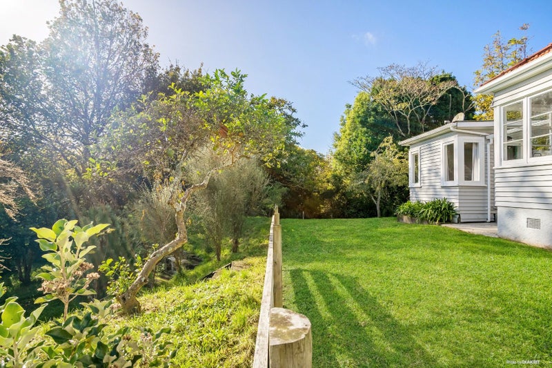 6 Treloar Street, Fairfield, Hamilton - Carousel 14