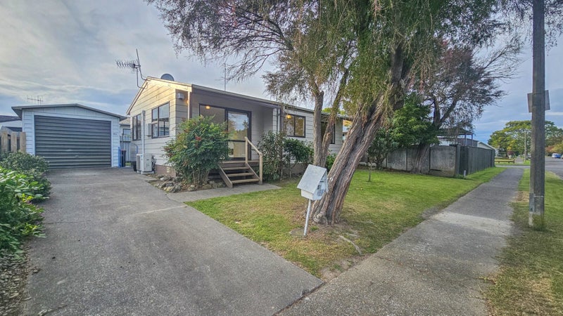 32A Spriggs Crescent, Greenmeadows, Napier - Carousel 2