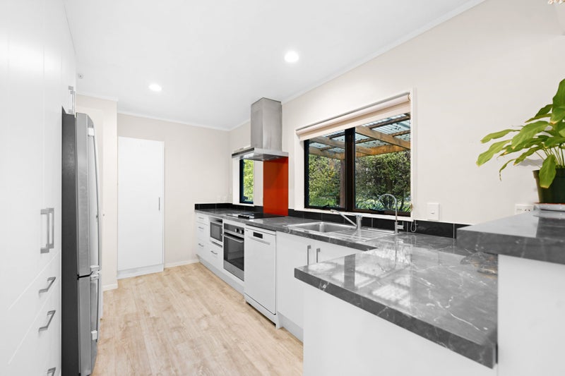 25 Cromwell Drive, Fitzroy, Hamilton - Carousel 2