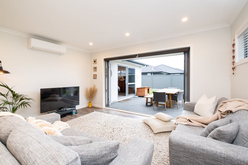 3 Ruakituri Place, Te Awa, Napier - Carousel 2