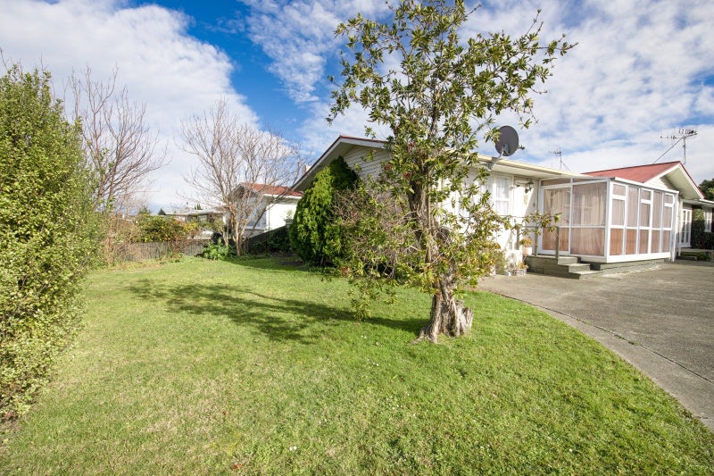 34A Clarence Cox Crescent, Pirimai, Napier - Carousel 2