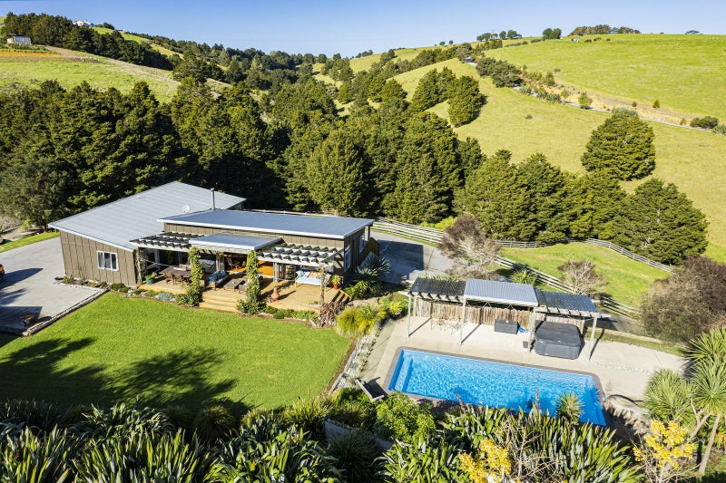 365 Kaiatea Road, Whangarei - Carousel 1