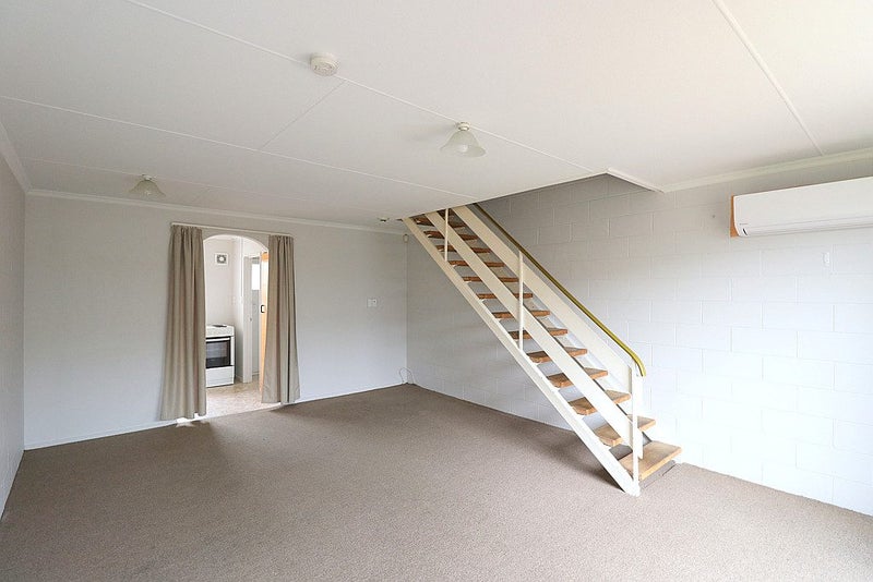 4/214 Crinan Street, Appleby, Invercargill - Carousel 2