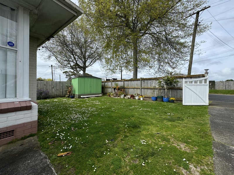 38 Flat Bush Road, Clover Park, Auckland - Carousel 15