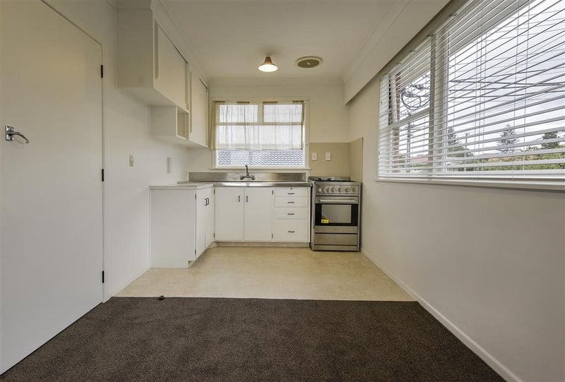 1/30 Bollard Avenue, New Windsor, Auckland - Carousel 2