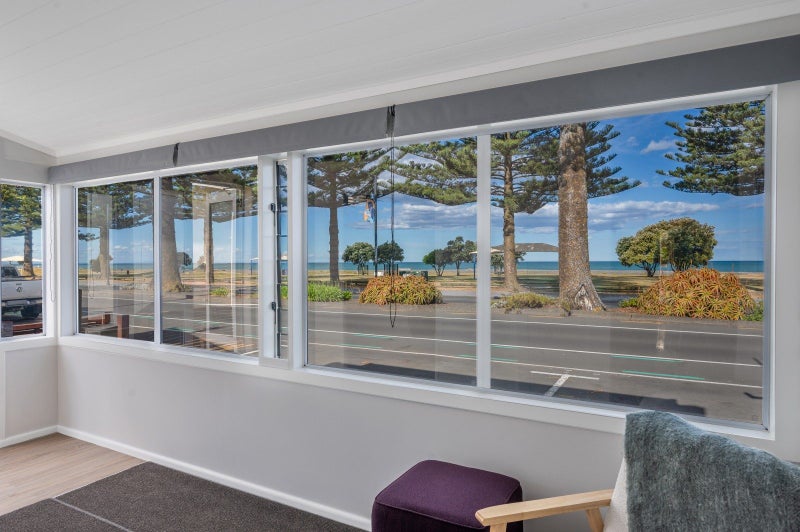 407 Marine Parade, Napier South, Napier - Carousel 1