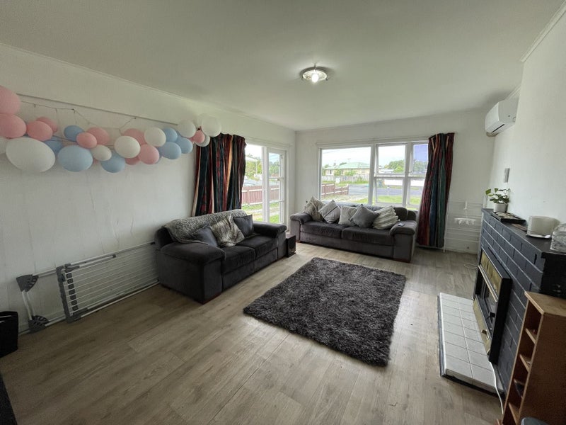 25 Carrington Avenue, Hillcrest, Hamilton - Carousel 2