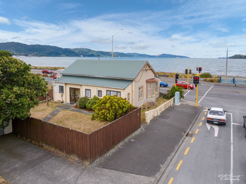 2 Cuba Street, Petone, Lower Hutt - Carousel 1