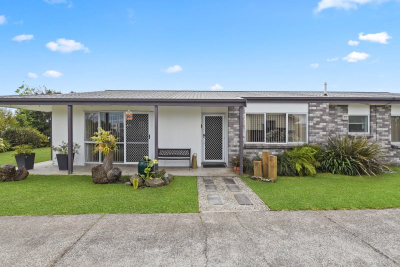 34 Endeavour Avenue, Flagstaff, Hamilton - Carousel 2