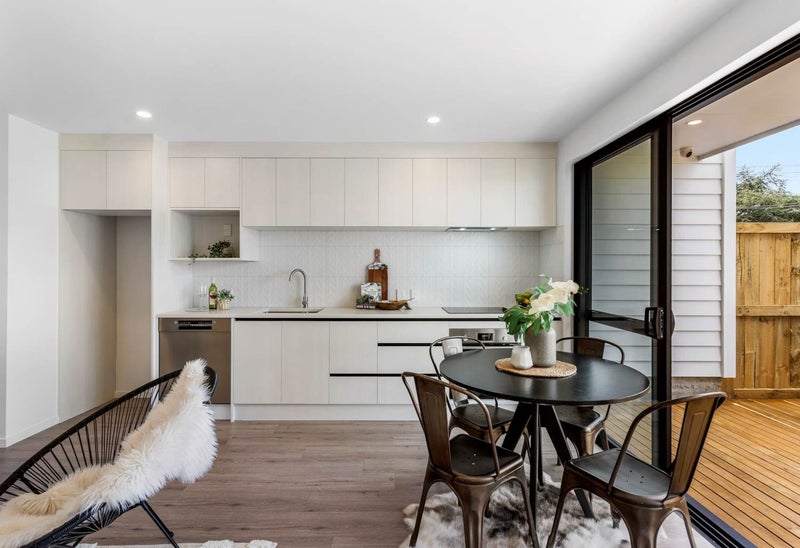 7B Kotahi Road, Mount Wellington, Auckland - Carousel 2