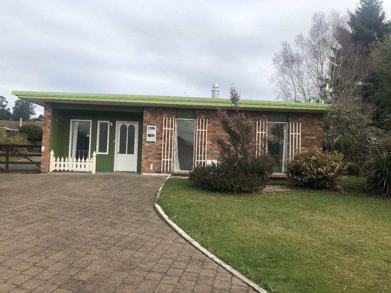 6 Castor Place, Sunnybrook, Rotorua - Carousel 2