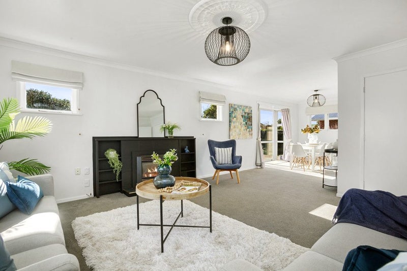 7 Holyoake Crescent, Avalon, Lower Hutt - Carousel 2