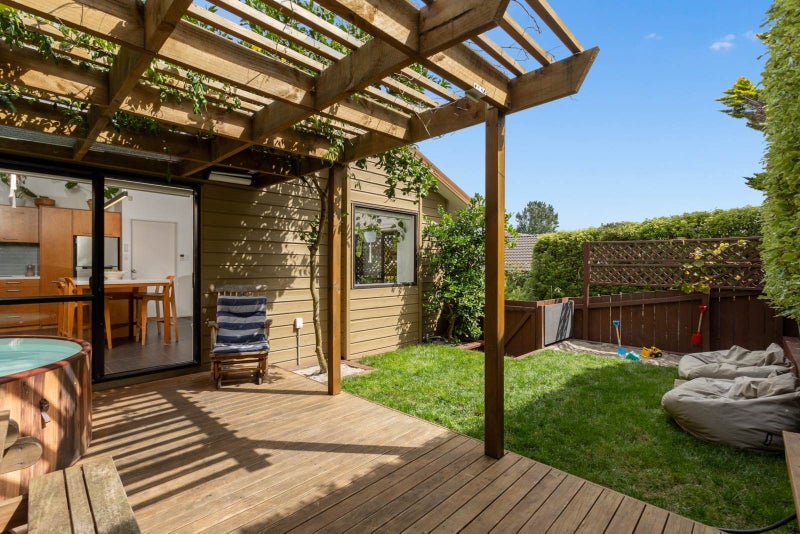 1/92 Kervil Avenue, Te Atatu Peninsula, Auckland - Carousel 1