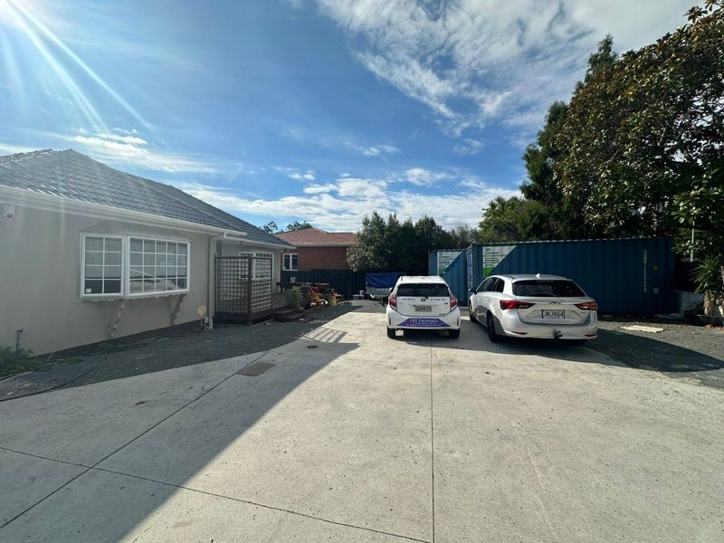 22 Hill Road, Hillpark, Auckland - Carousel 24