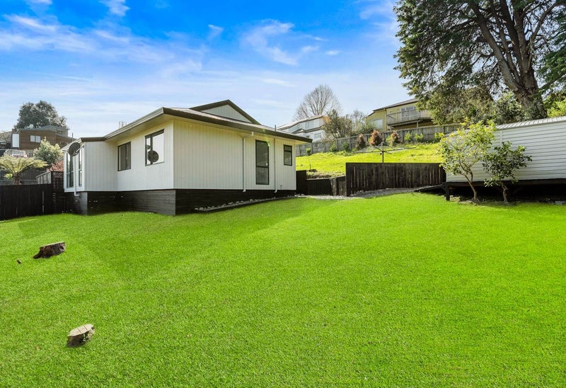 4/34 Fairlands Avenue, Waterview, Auckland - Carousel 1