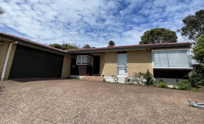97 Caribbean Drive, Unsworth Heights, Auckland - Carousel 1