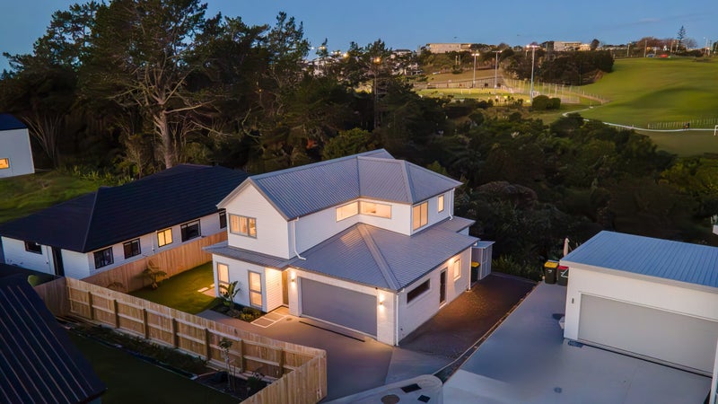 69 Glenvar Ridge Road, Long Bay, Auckland - Carousel 1