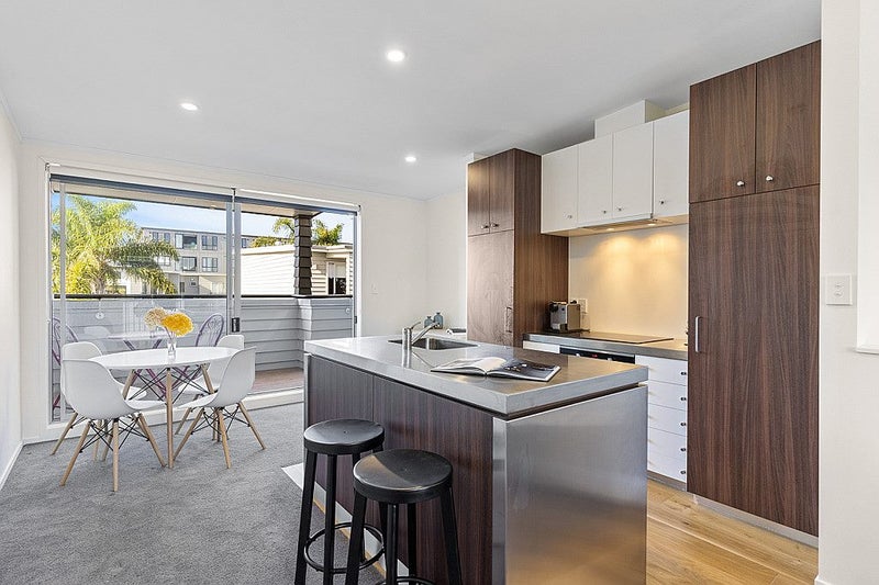 19/26 Mary Street, Mount Eden, Auckland - Carousel 1