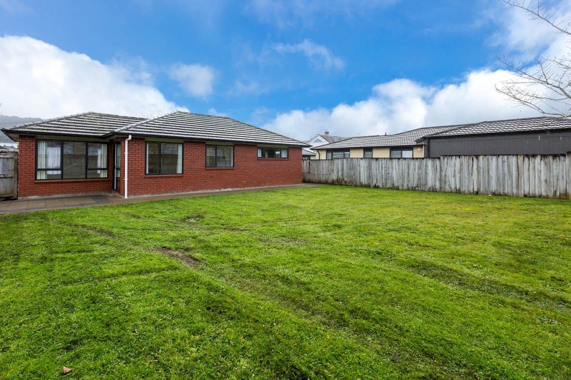 6C Savage Crescent, Upper Hutt Central, Upper Hutt - Carousel 14