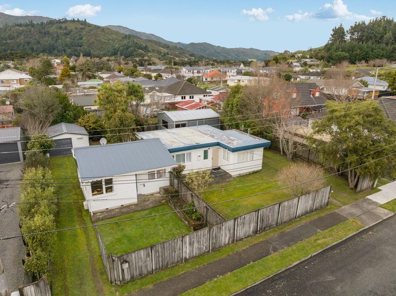 5A Short Street, Wainuiomata, Lower Hutt - Carousel 26