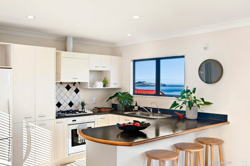 8A Birkhall Grove, Strathmore Park, Wellington - Carousel 2