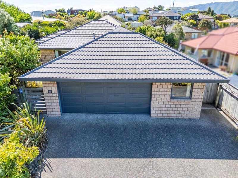22 Leanne Way, Waikanae Beach, Waikanae - Carousel 2