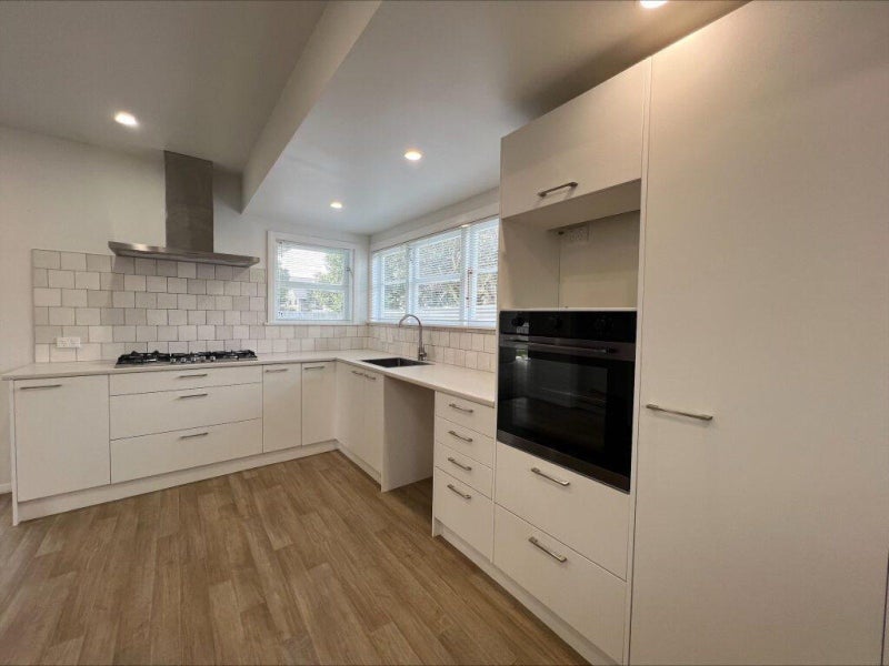 5 Karaka Street, Castlecliff, Whanganui - Carousel 2