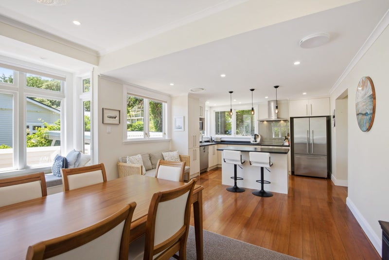 33 Crofton Road, Ngaio, Wellington - Carousel 2