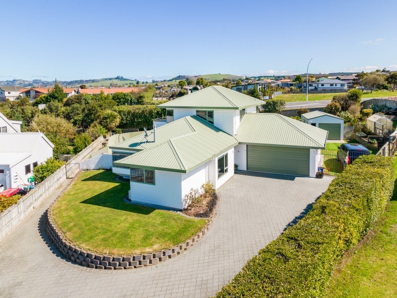33 Kahurangi Drive, Rangatira Park, Taupo - Carousel 1