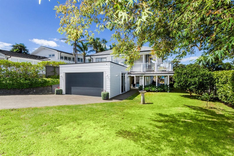 11 Eric Price Avenue, Takapuna, Auckland - Carousel 1