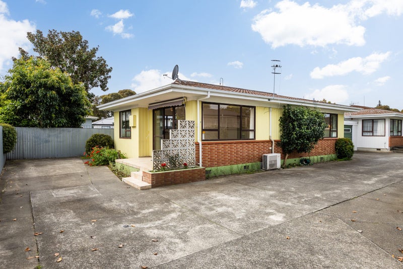2/1 Cassino Crescent, Onekawa, Napier - Carousel 10