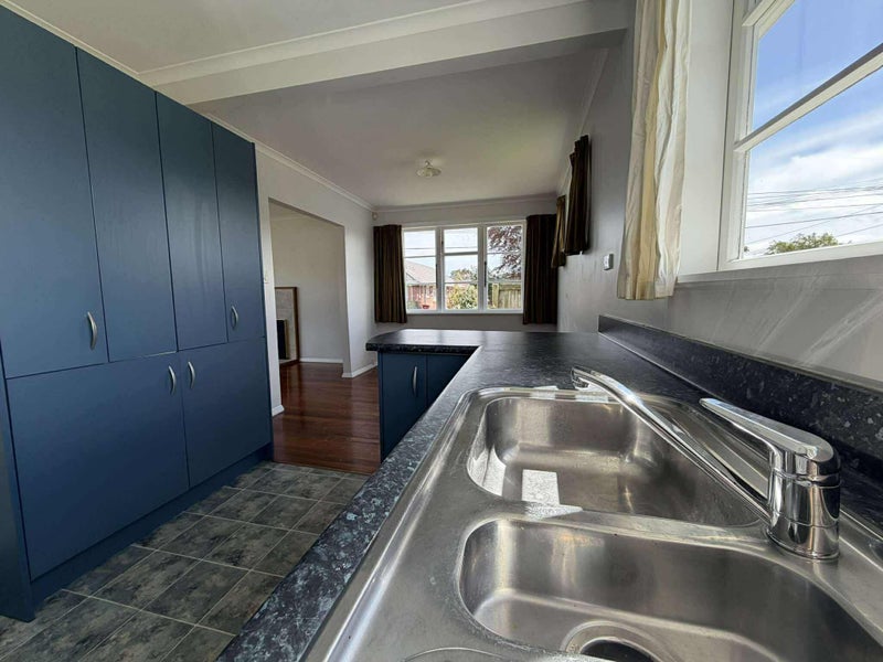 33 John Street, Trentham, Upper Hutt - Carousel 2