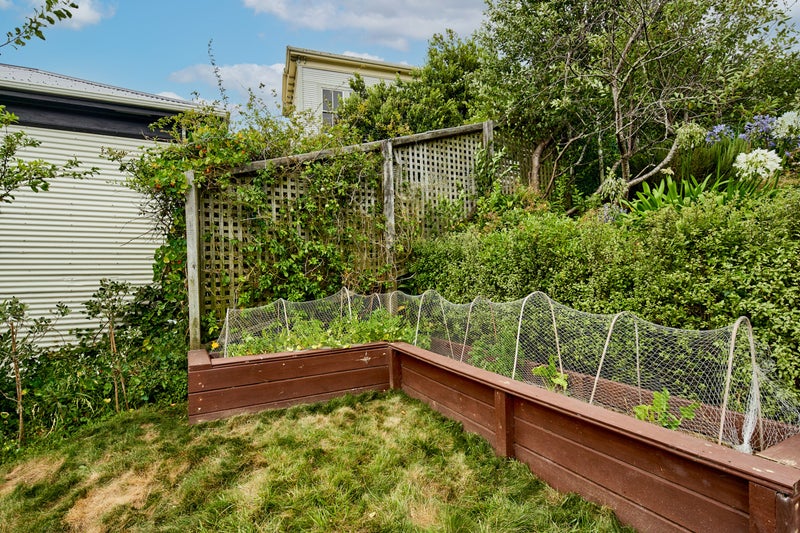 22 Mount Pleasant Road, Aro Valley, Wellington - Carousel 16