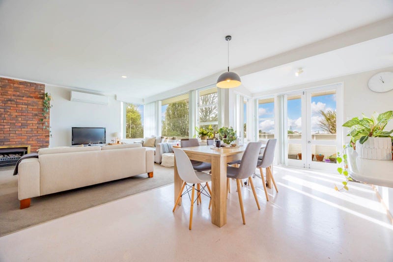 129 Coronation Road, Hillcrest, Auckland - Carousel 2