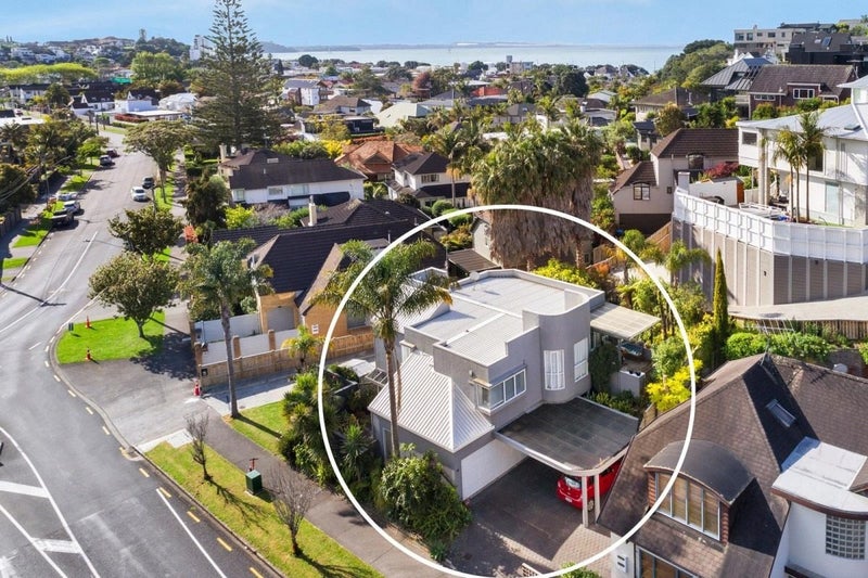 68 Mellons Bay Road, Mellons Bay, Auckland - Carousel 2