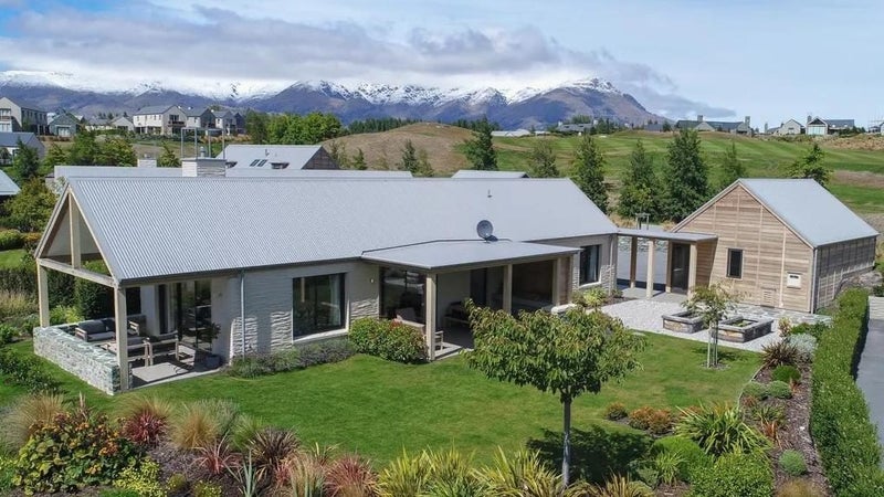 1 Taramea Lane, Queenstown - Carousel 1