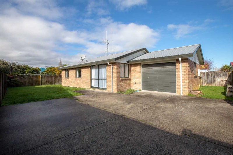 25B Irvine Street, Frankton, Hamilton - Carousel 2
