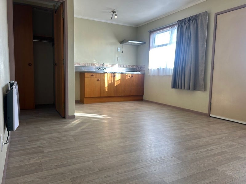 226 Green Lane West, Epsom, Auckland - Carousel 2